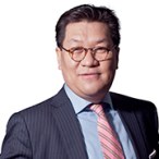巴黎hec商学院全球人脉网络:王炜 王炜, 董事长兼首席执行官, CDP集团 - 2011年中国年度商业领袖